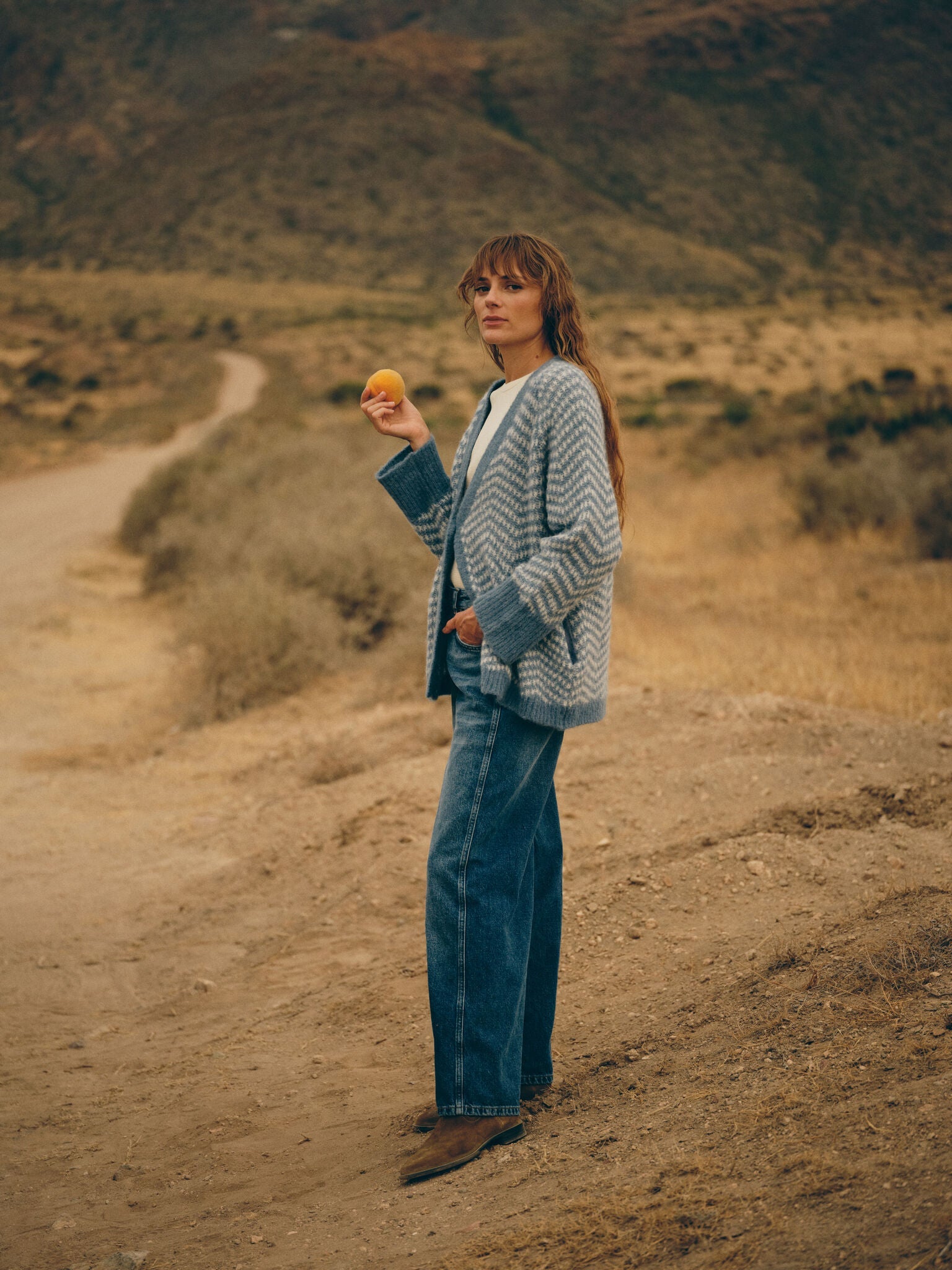 Modelshot / Medium Washed Blue / Detail